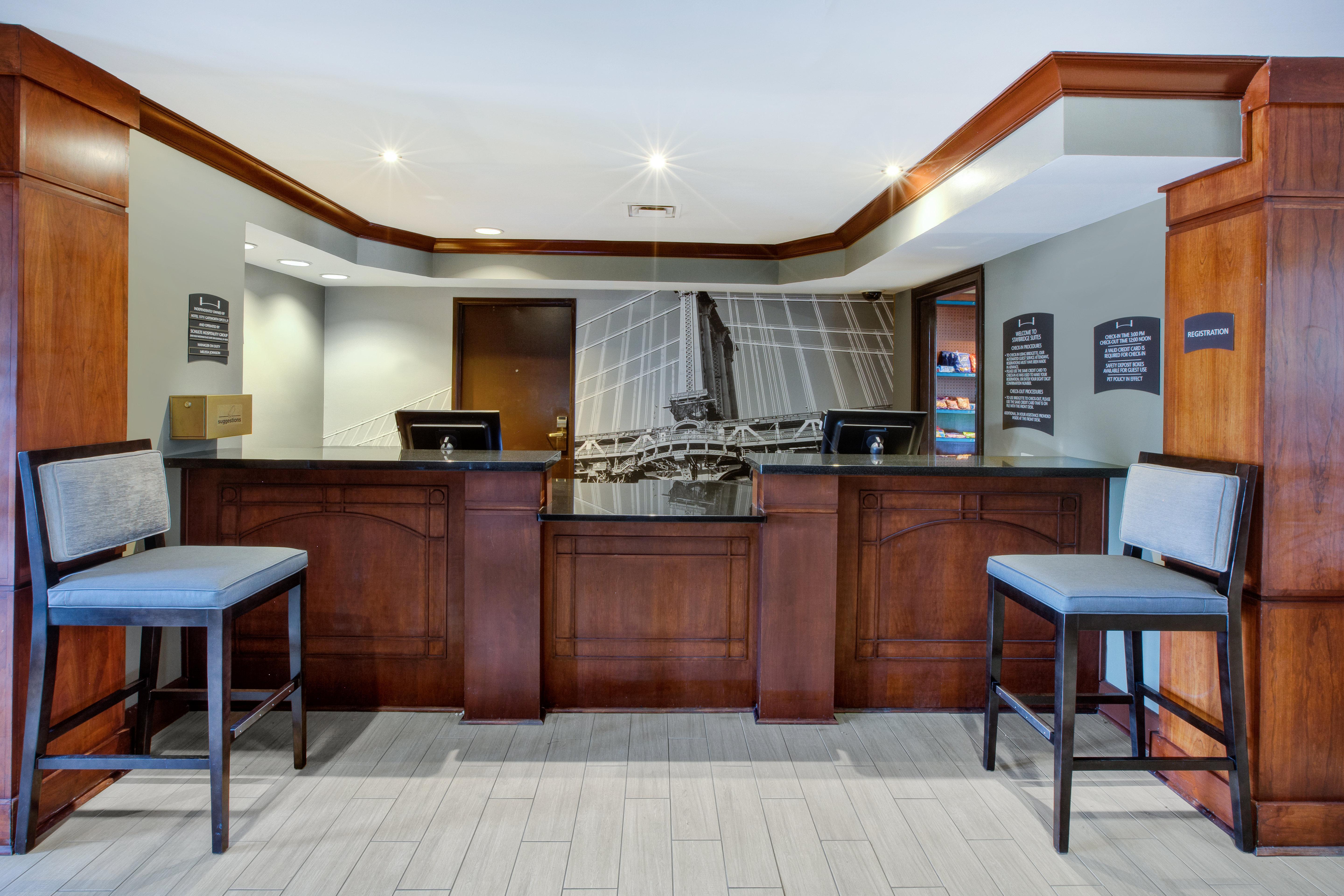 Staybridge Suites Louisville - East By Ihg Esterno foto