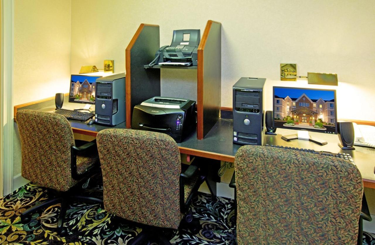 Staybridge Suites Louisville - East By Ihg Esterno foto