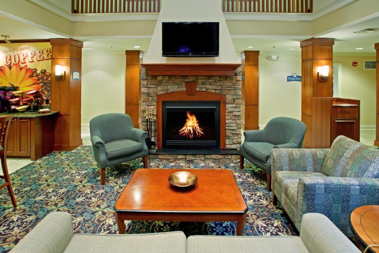 Staybridge Suites Louisville - East By Ihg Esterno foto