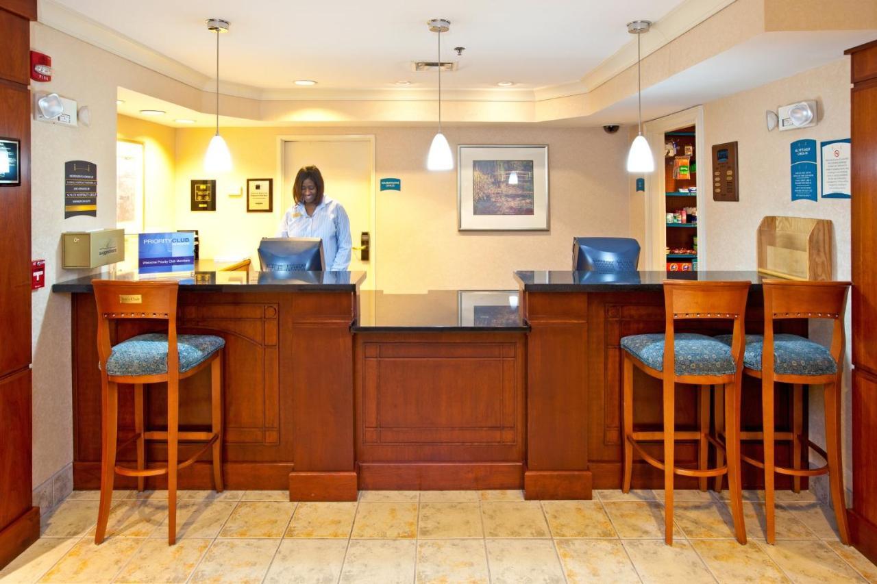 Staybridge Suites Louisville - East By Ihg Esterno foto