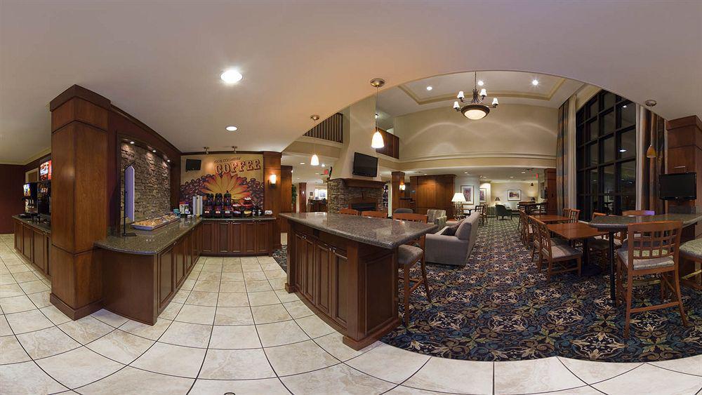 Staybridge Suites Louisville - East By Ihg Esterno foto